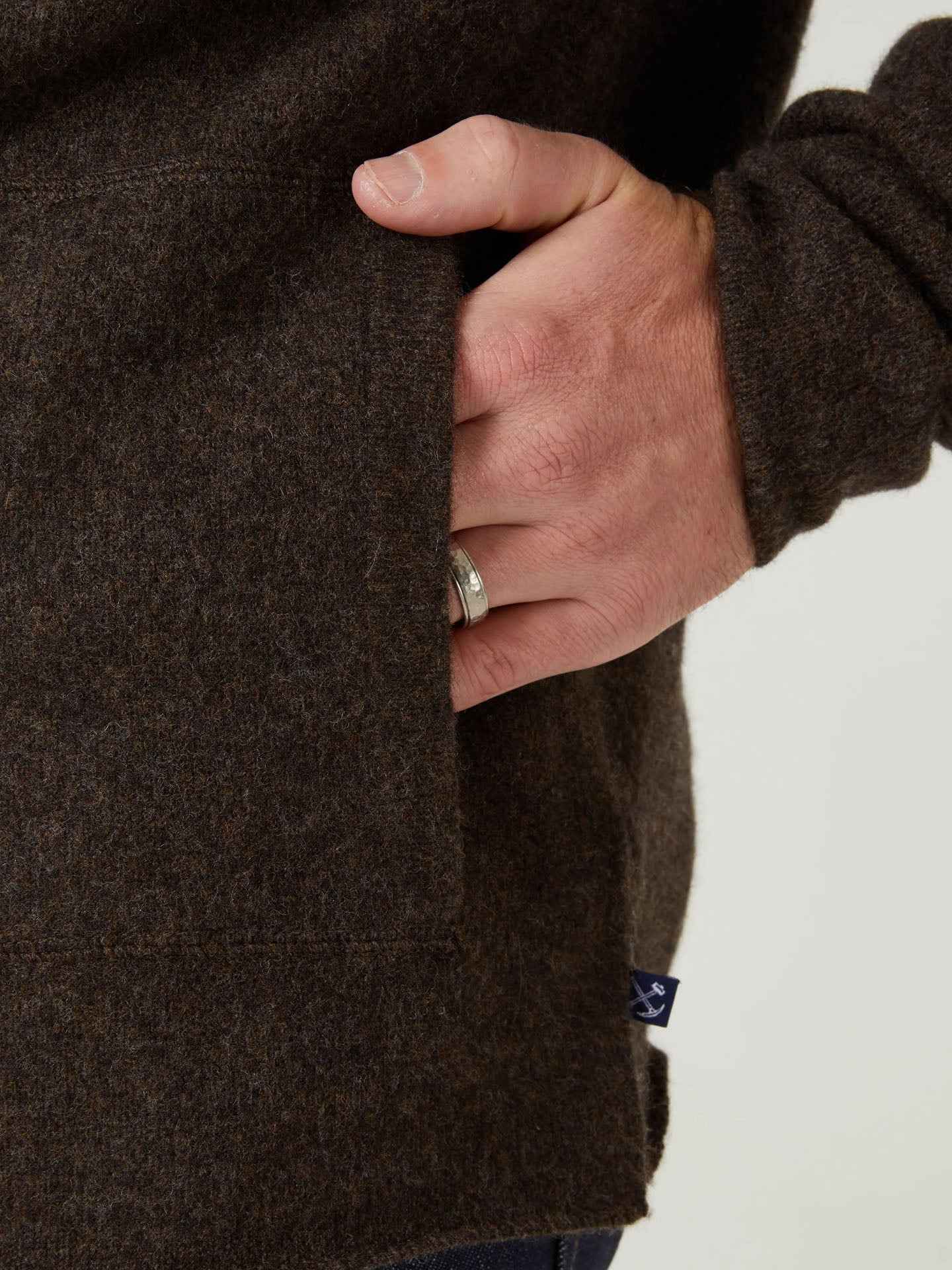 Stickad Overshirt i Lammull