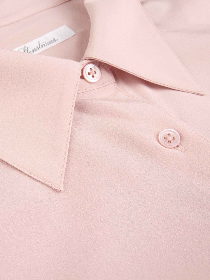 Kornelia Sidenskjorta