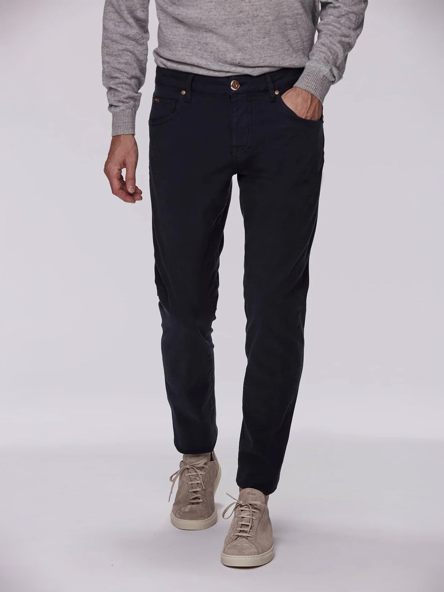 Tapered Fit 5-Pocket Byxa