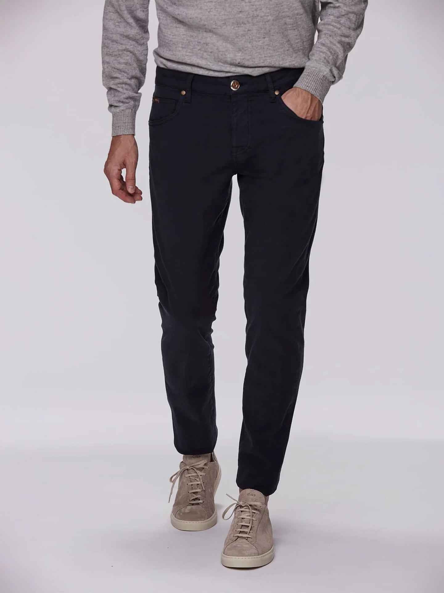 Tapered Fit 5-Pocket Byxa