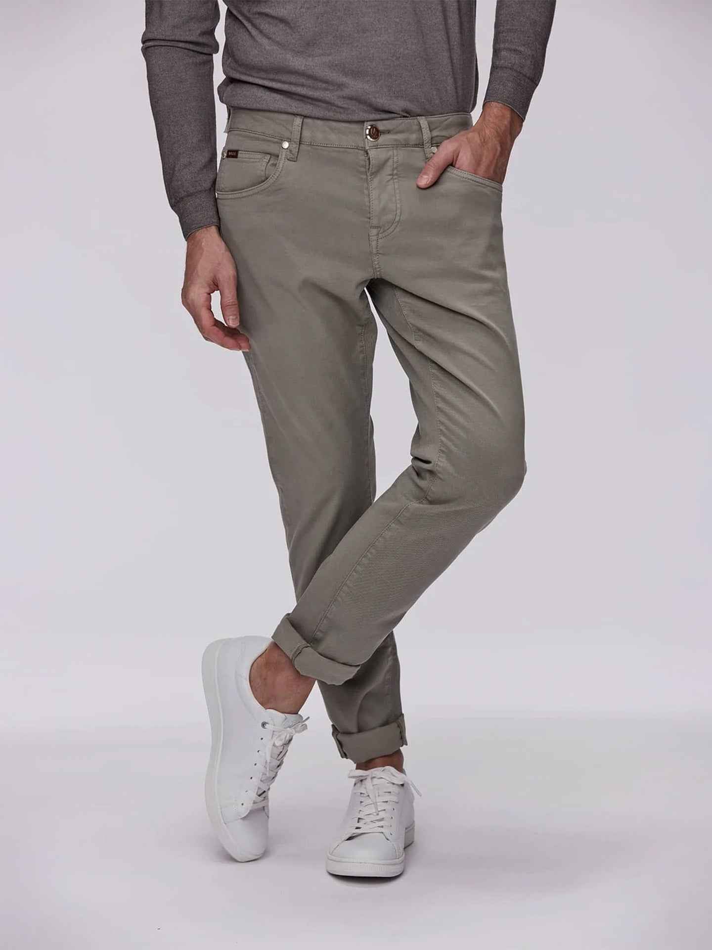 Tapered Fit 5-Pocket Byxa