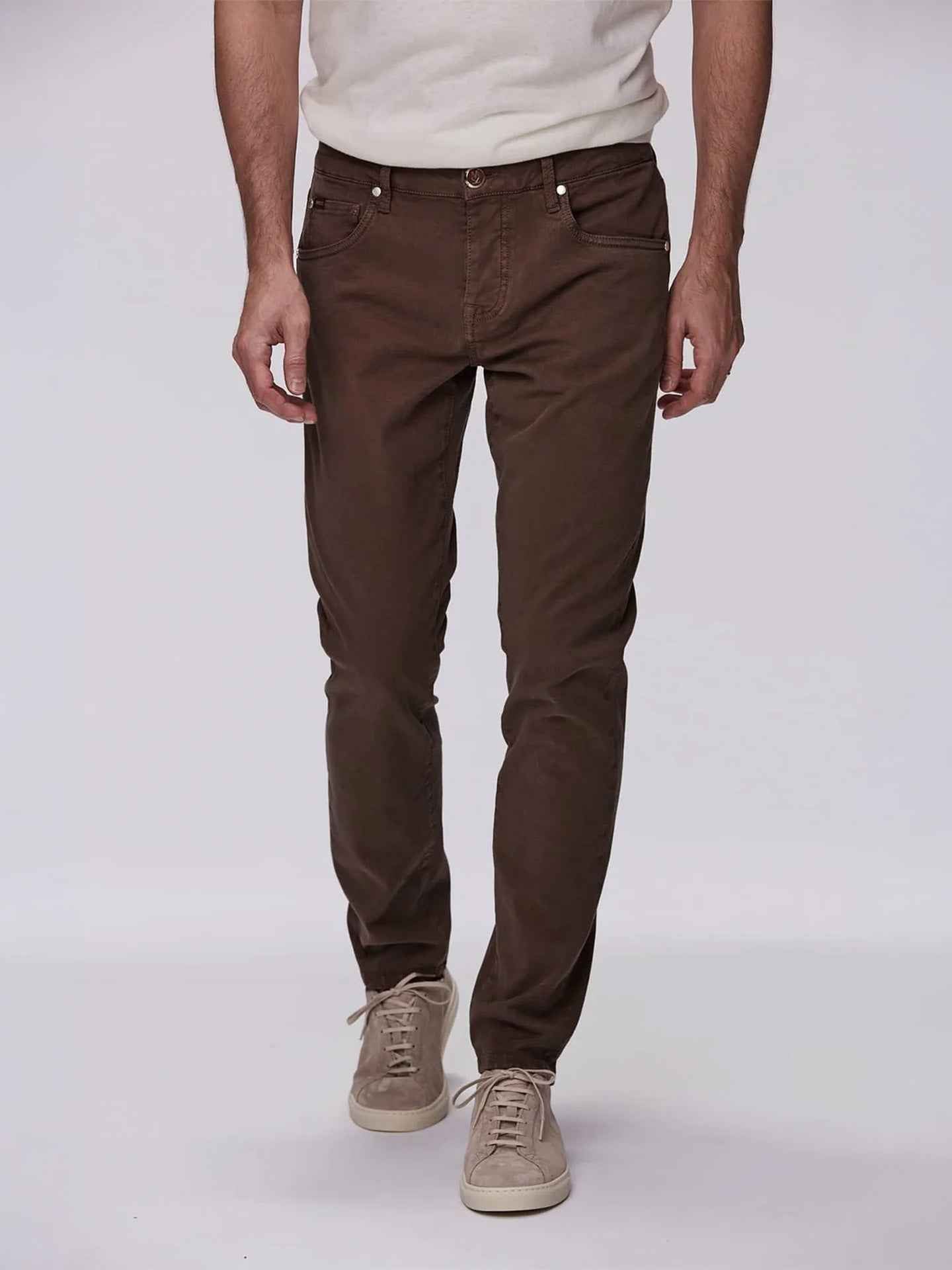 Tapered Fit 5-Pocket Byxa