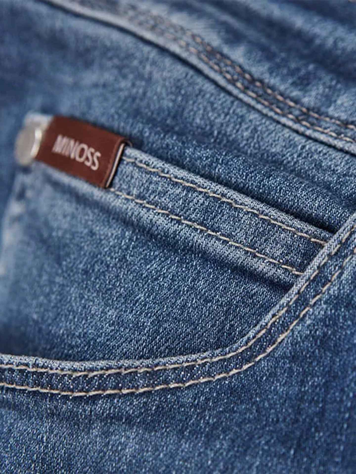Tapered Fit 5-Pocket Jeans