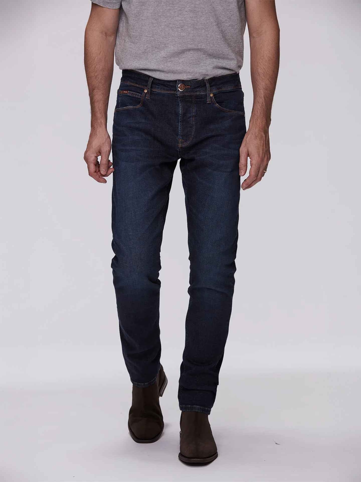 Tapered Fit 5-Pocket Jeans