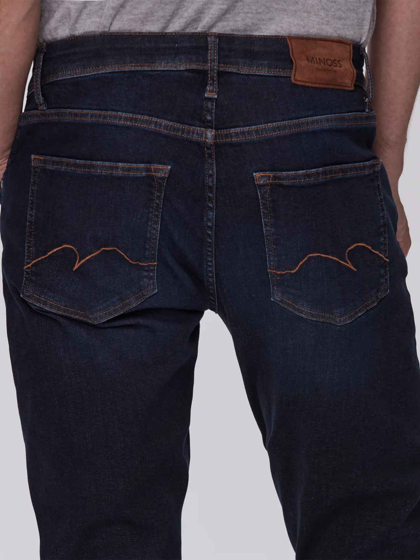 Tapered Fit 5-Pocket Jeans