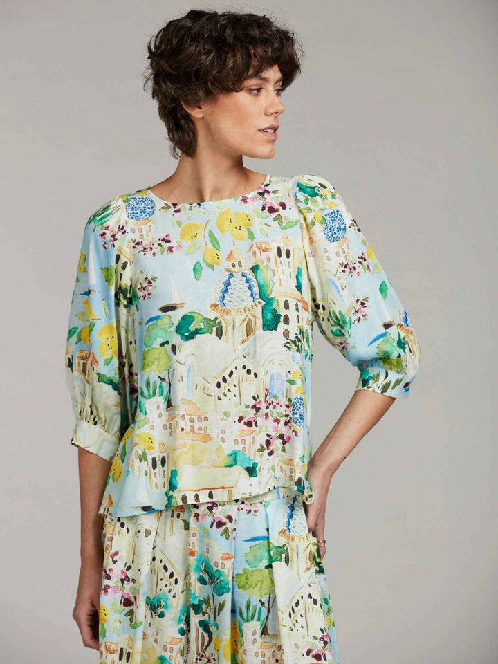 Carmen Mönstrad Blus i viskos