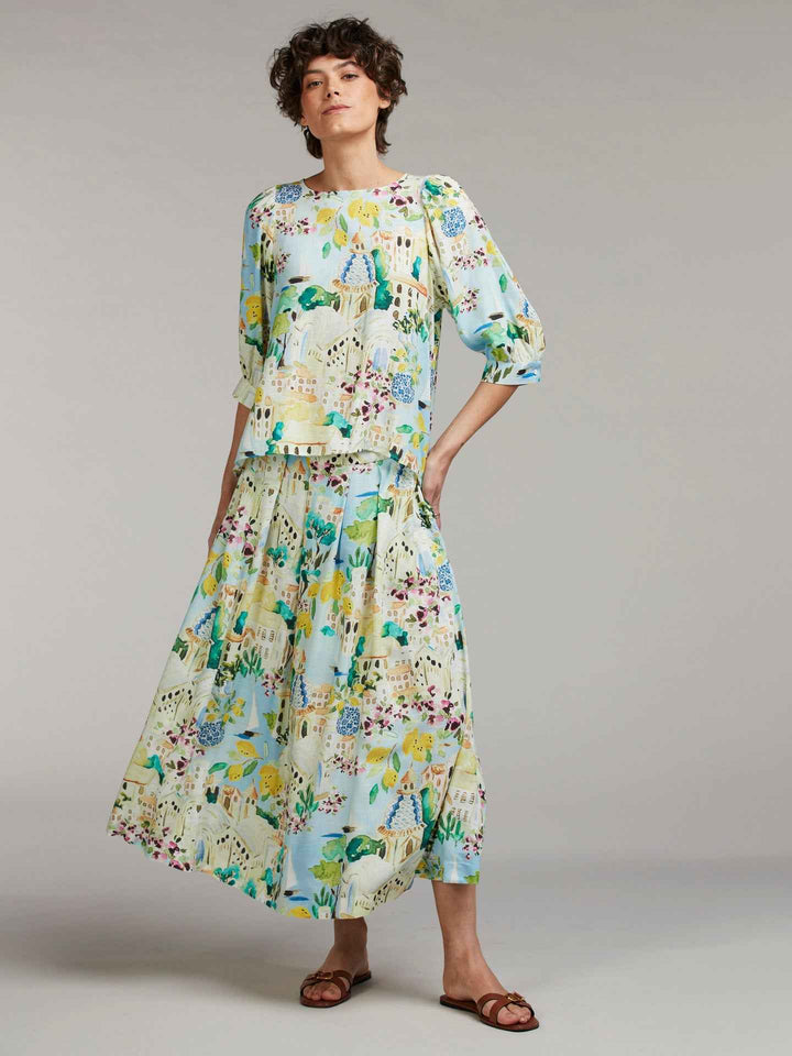 Carmen Mönstrad Blus i viskos