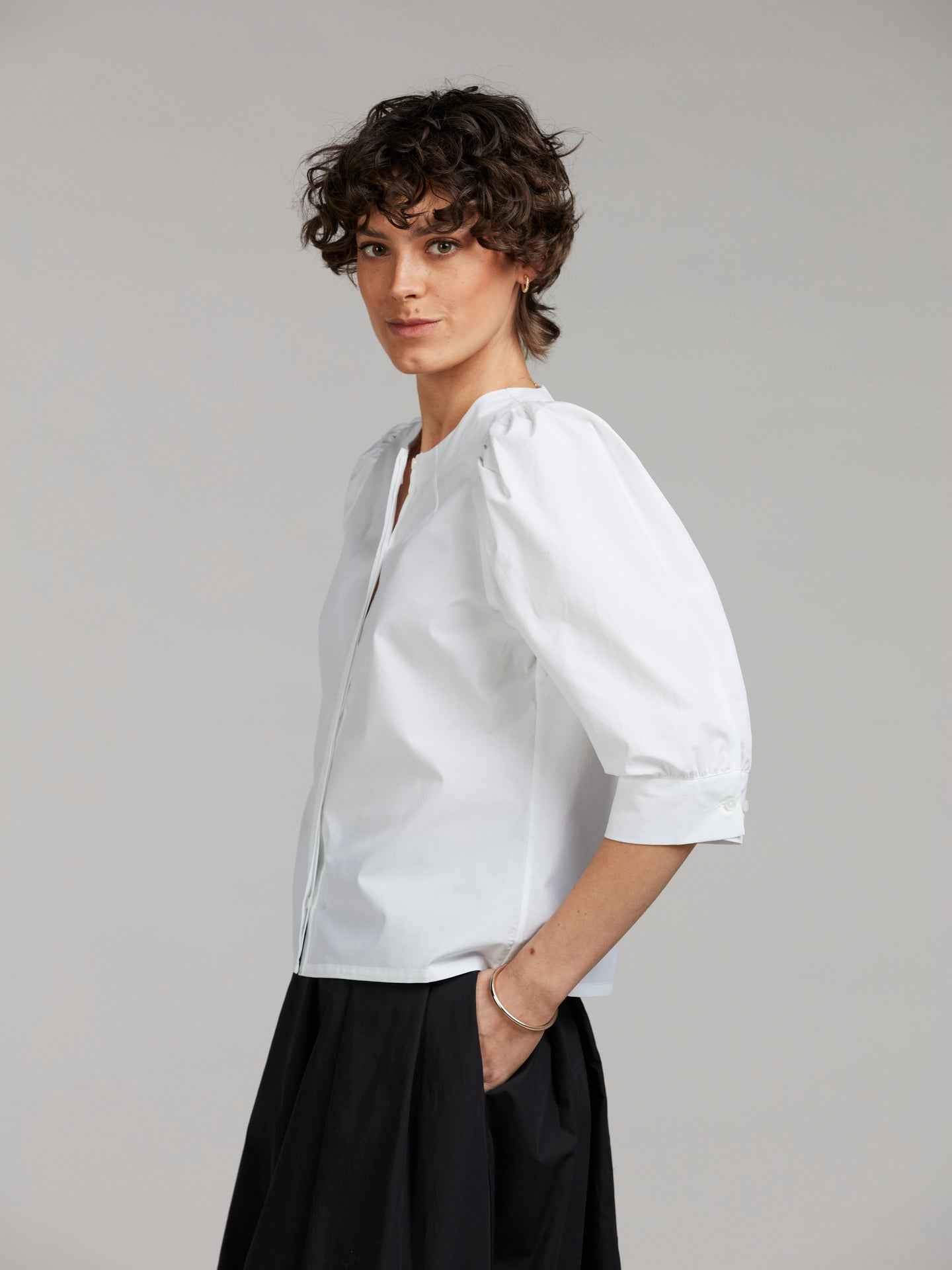 Vit Lykke Blus