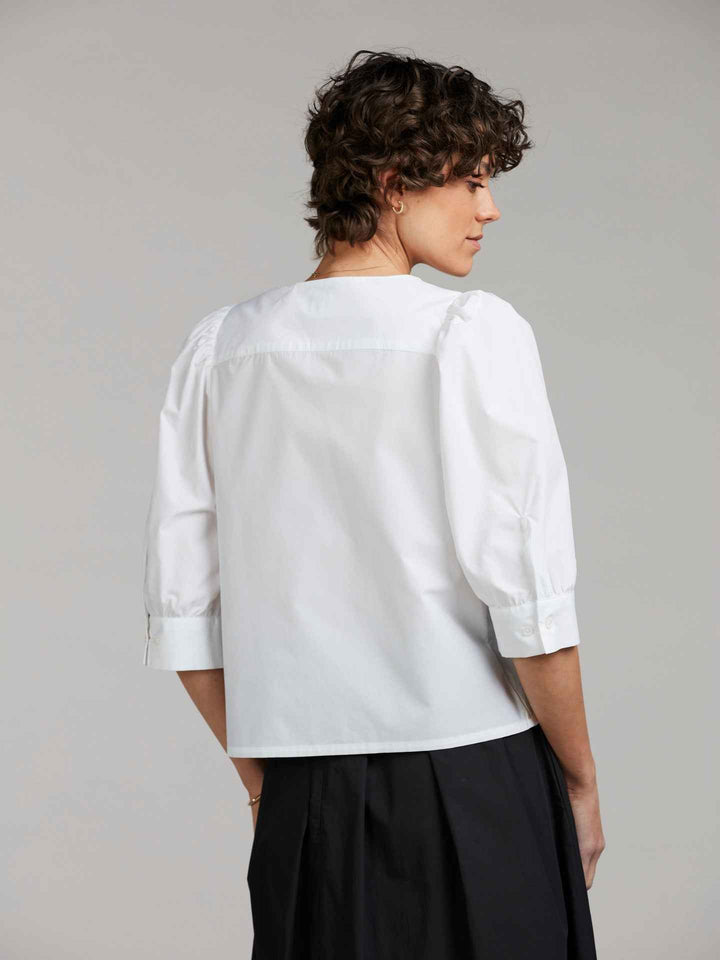 Vit Lykke Blus