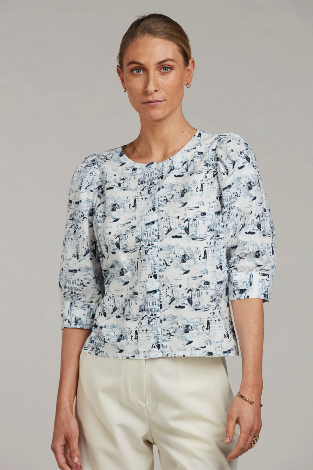 Blå mönstrad blus - Stenströms