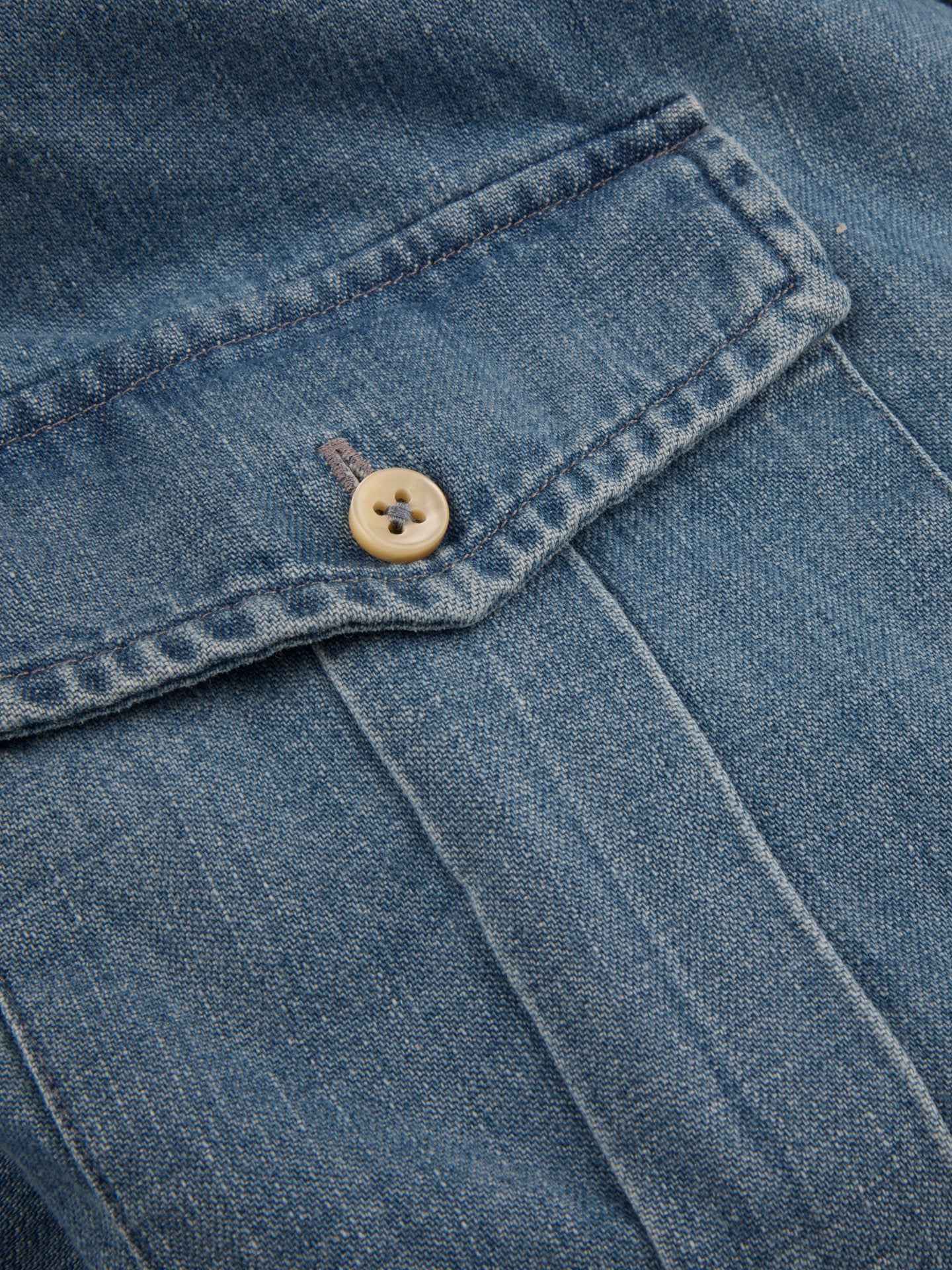Regular Denimskjorta, Bröstfickor