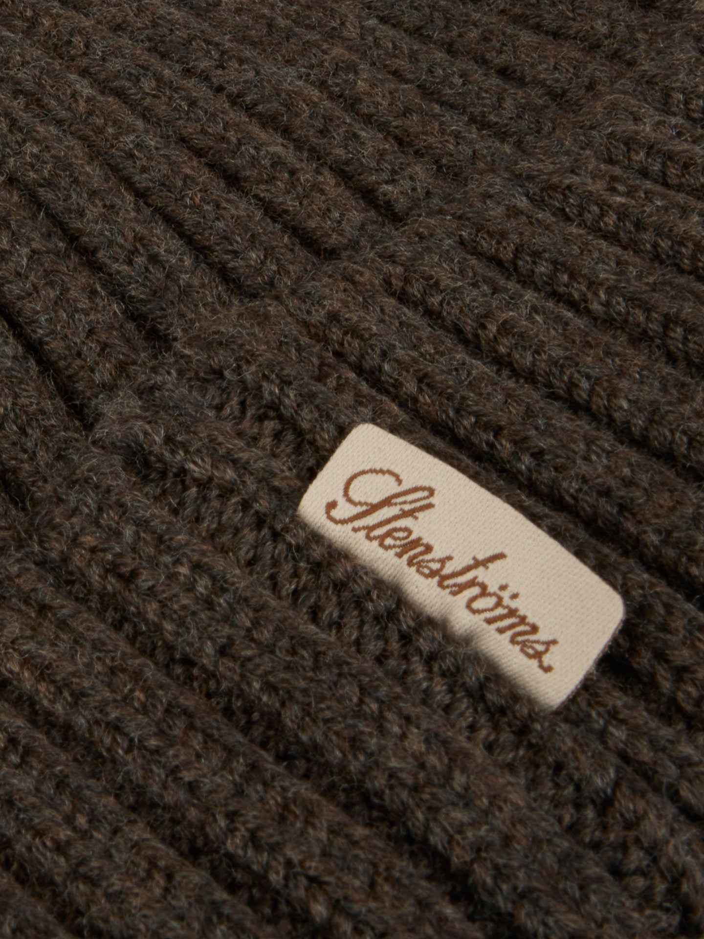 Ribbstickad Merino Mössa