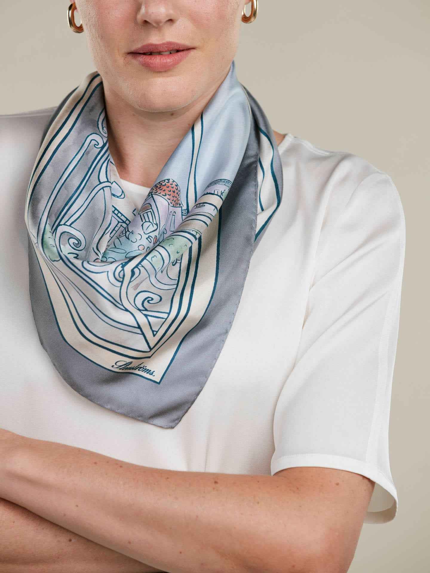 Paris-Mönster 65x65cm Sidenscarf