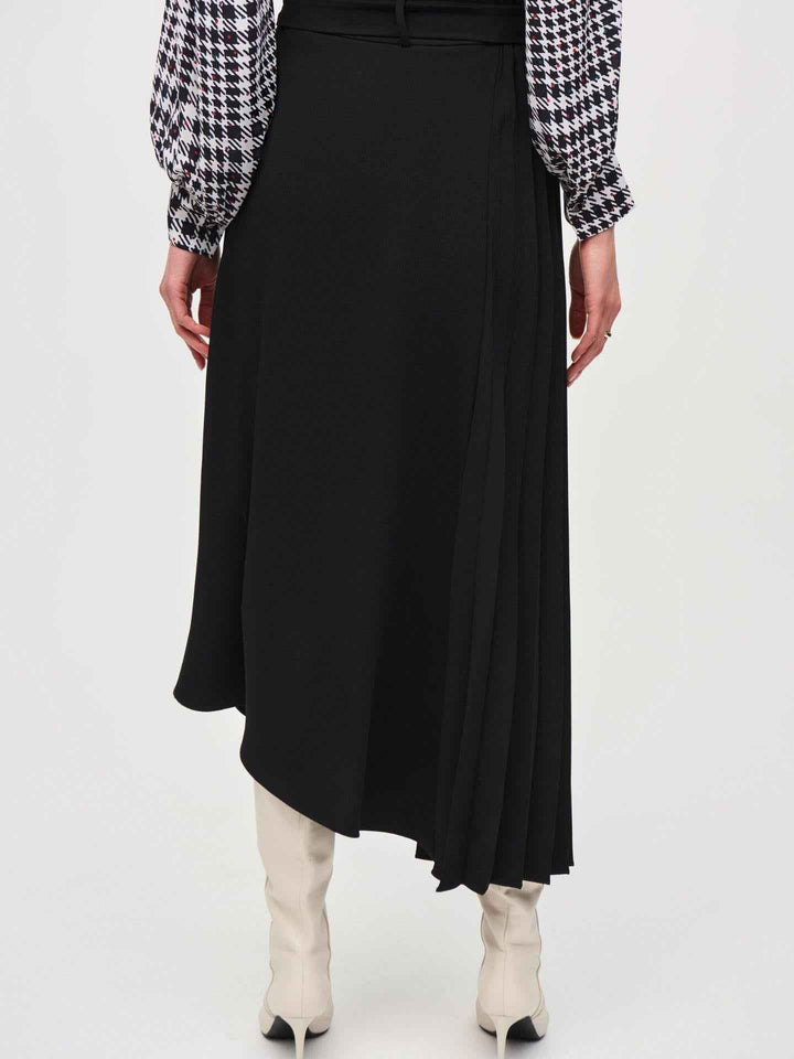 Asymmetrisk Crepe Kjol