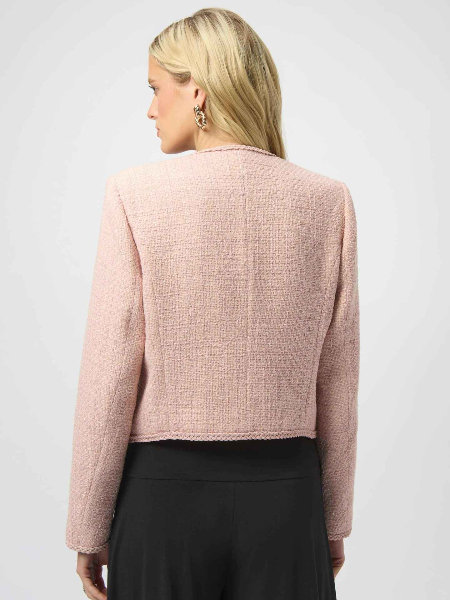 Boucléjacka med Dekorativa Knappar