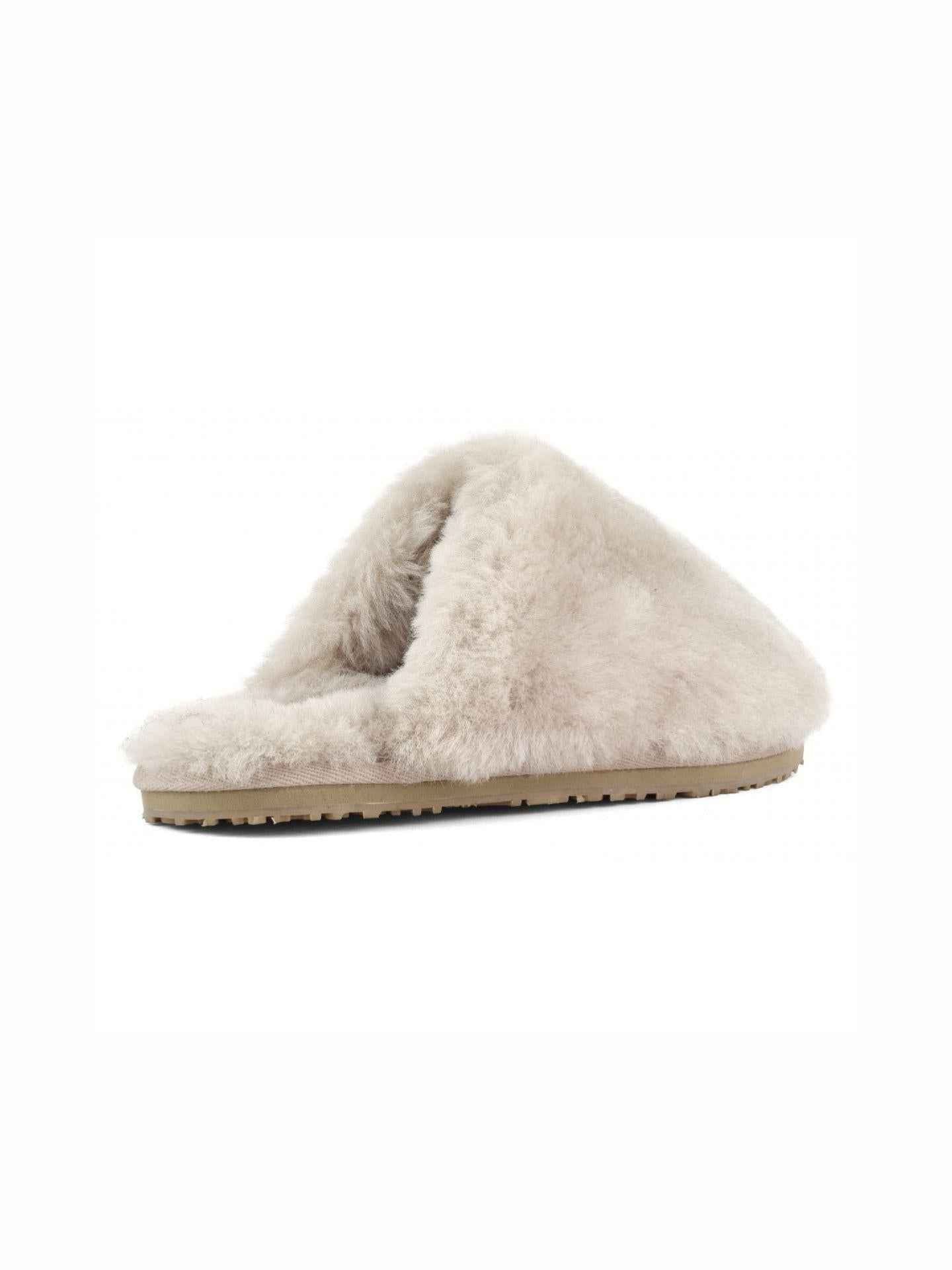 Closed-Toe Sheepskin Slipper