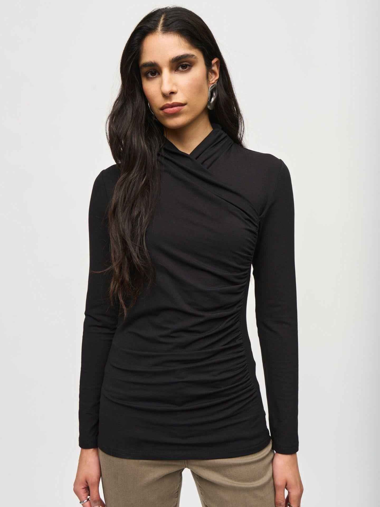 Cowl Neck Draperad Topp