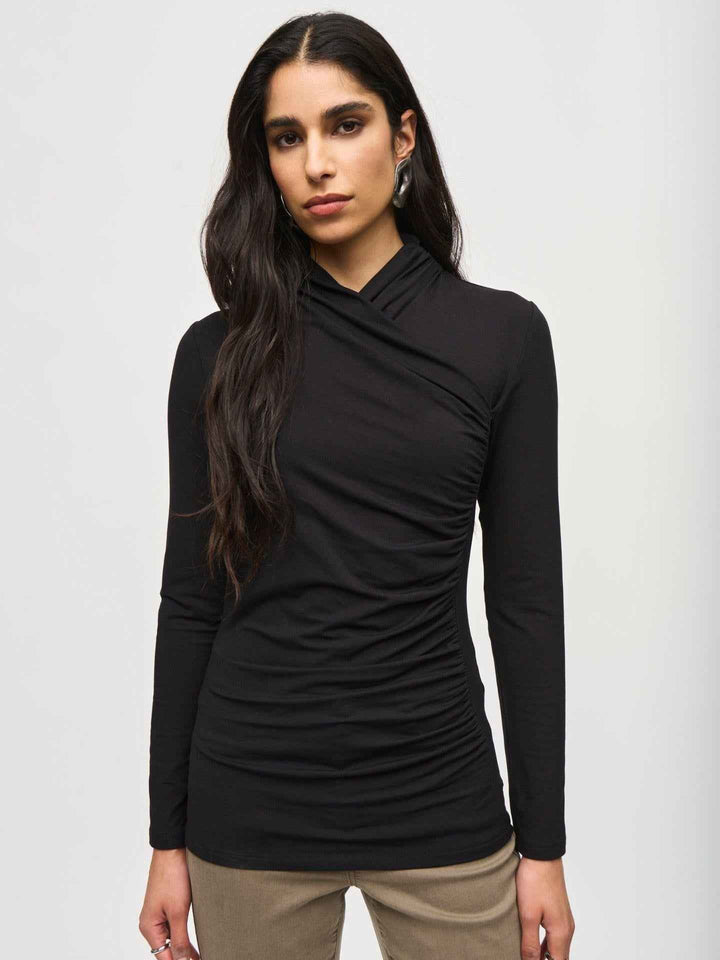 Cowl Neck Draperad Topp