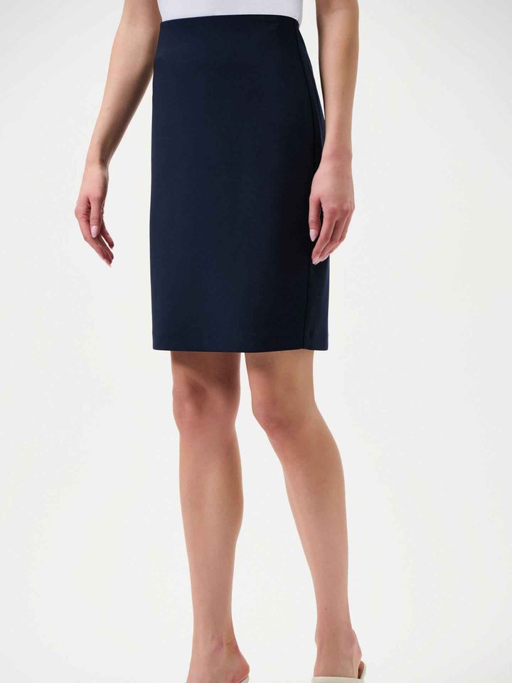 Högmidjad Pennkjol i Silky Knit