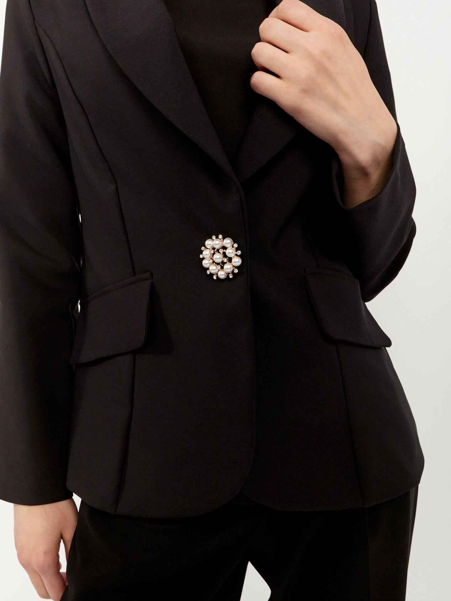 Kavaj med Dekorativ Knapp