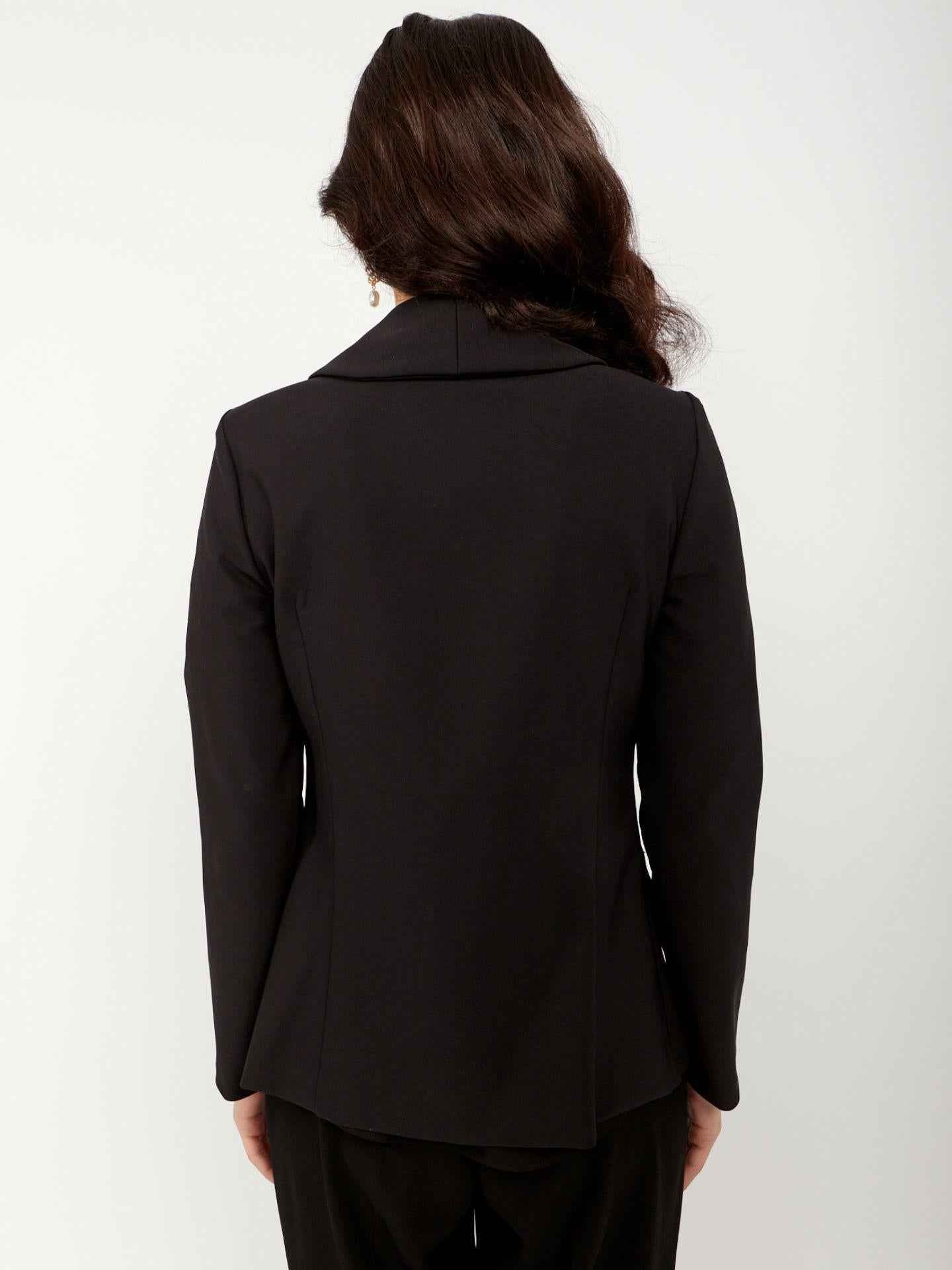 Kavaj med Dekorativ Knapp