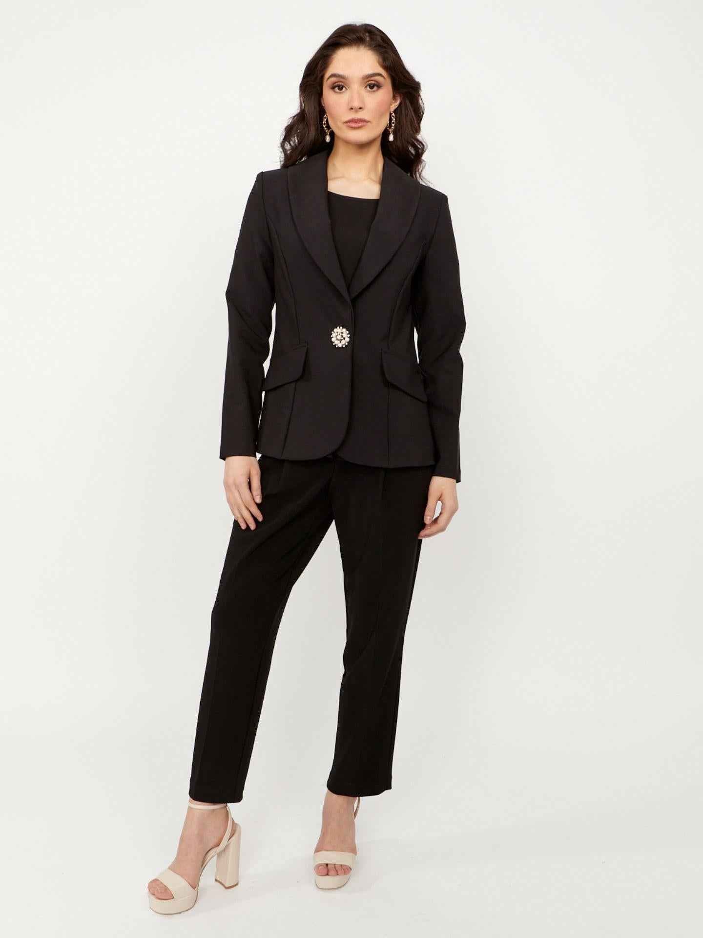 Kavaj med Dekorativ Knapp