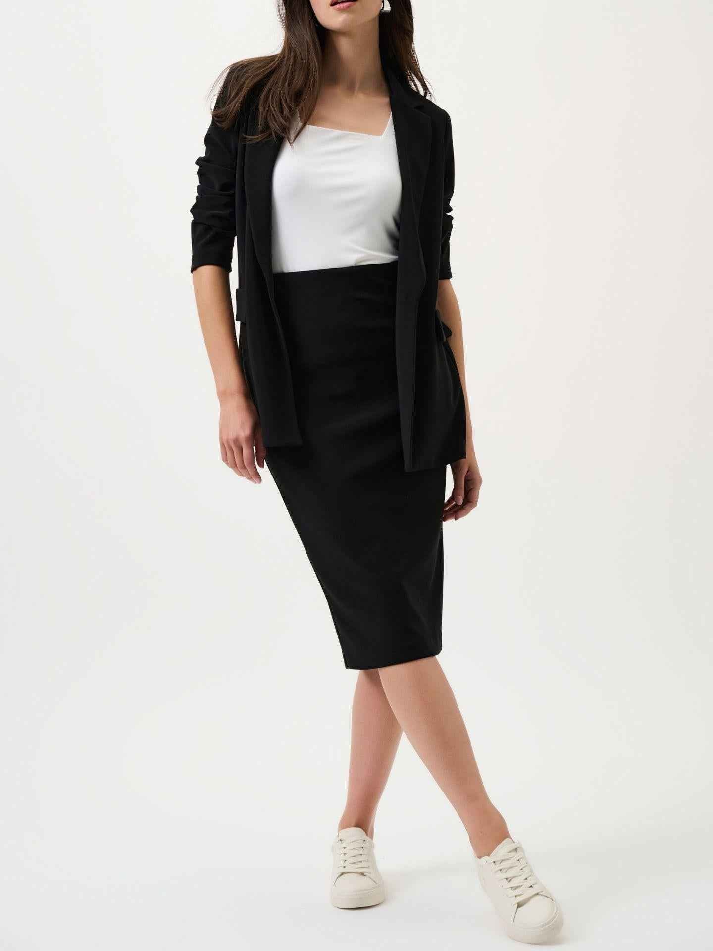 Lång Pennkjol i Silky Knit