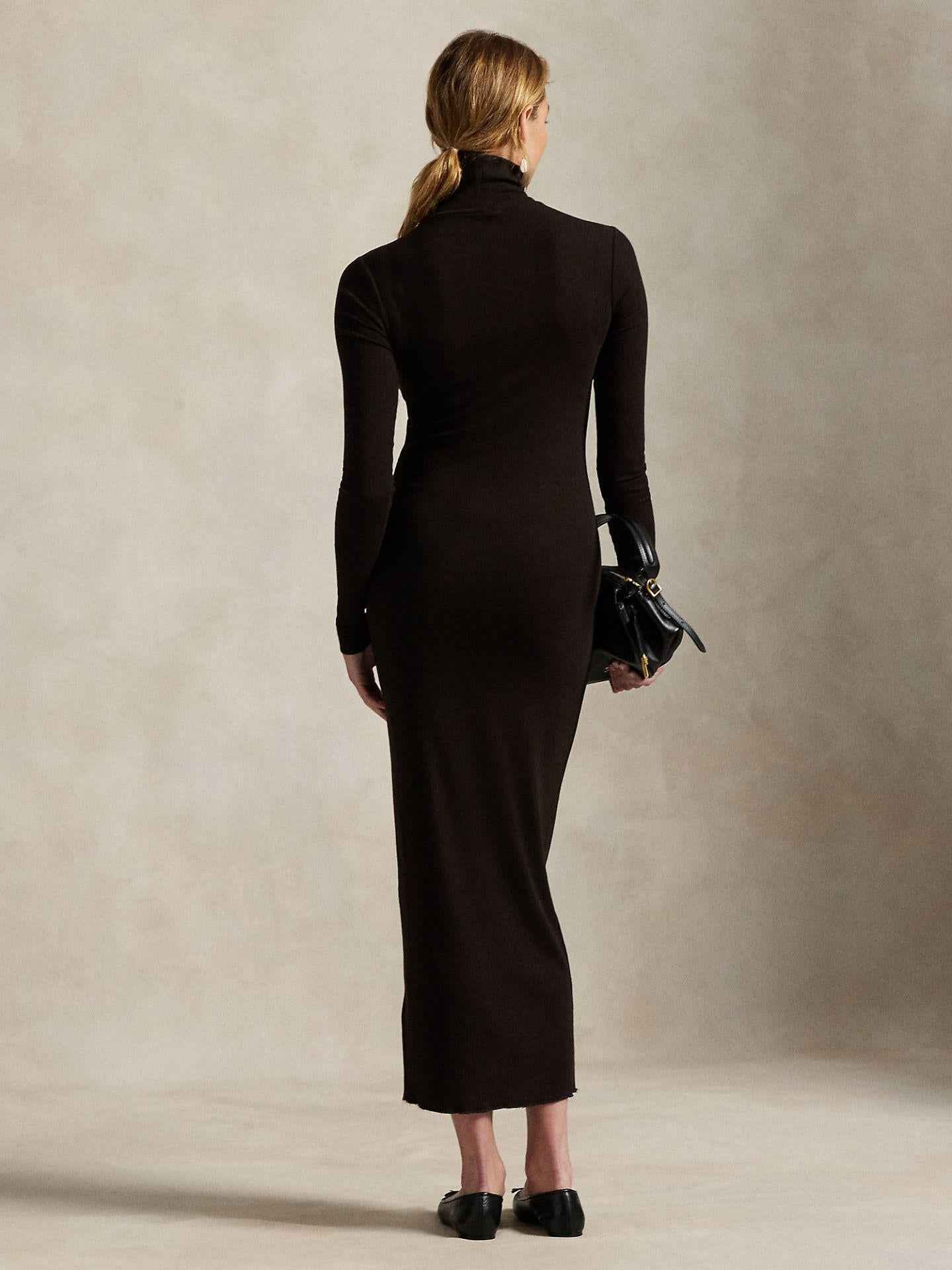 Lång Stickad Poloklänning