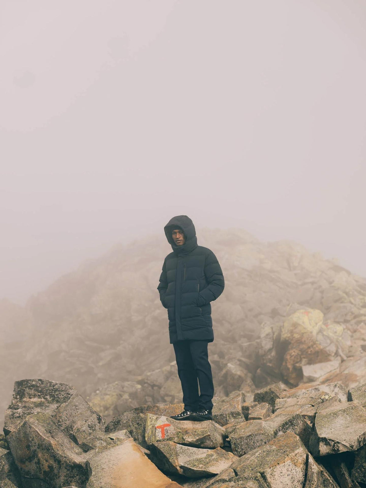Scandinavian Edition - Marinblå Radian II Apex Parka