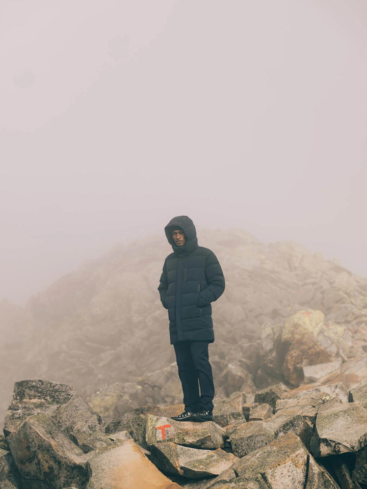 Scandinavian Edition - Marinblå Radian II Apex Parka