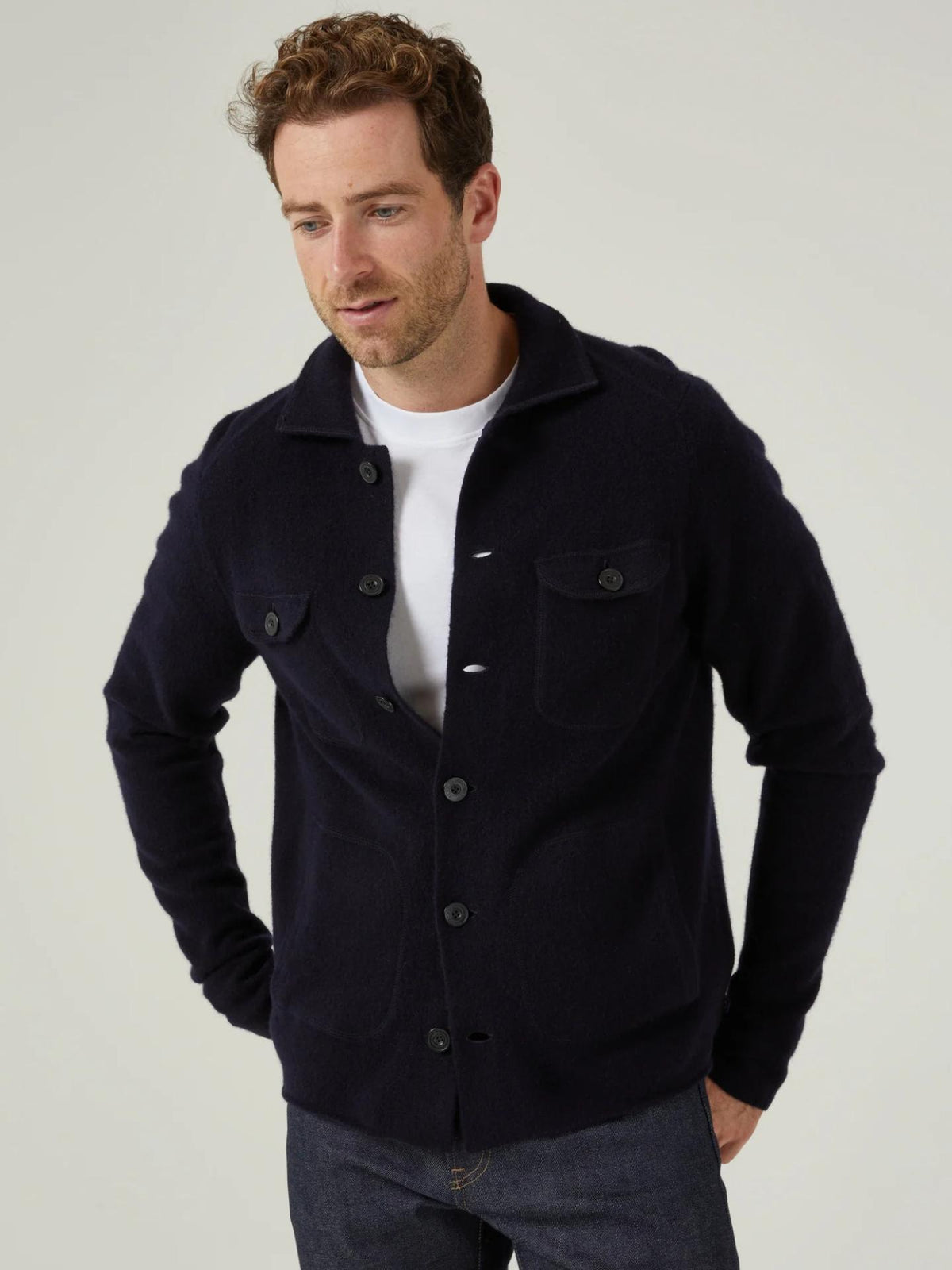 Marinblå Stickad Lammull Overshirt - Alan Paine