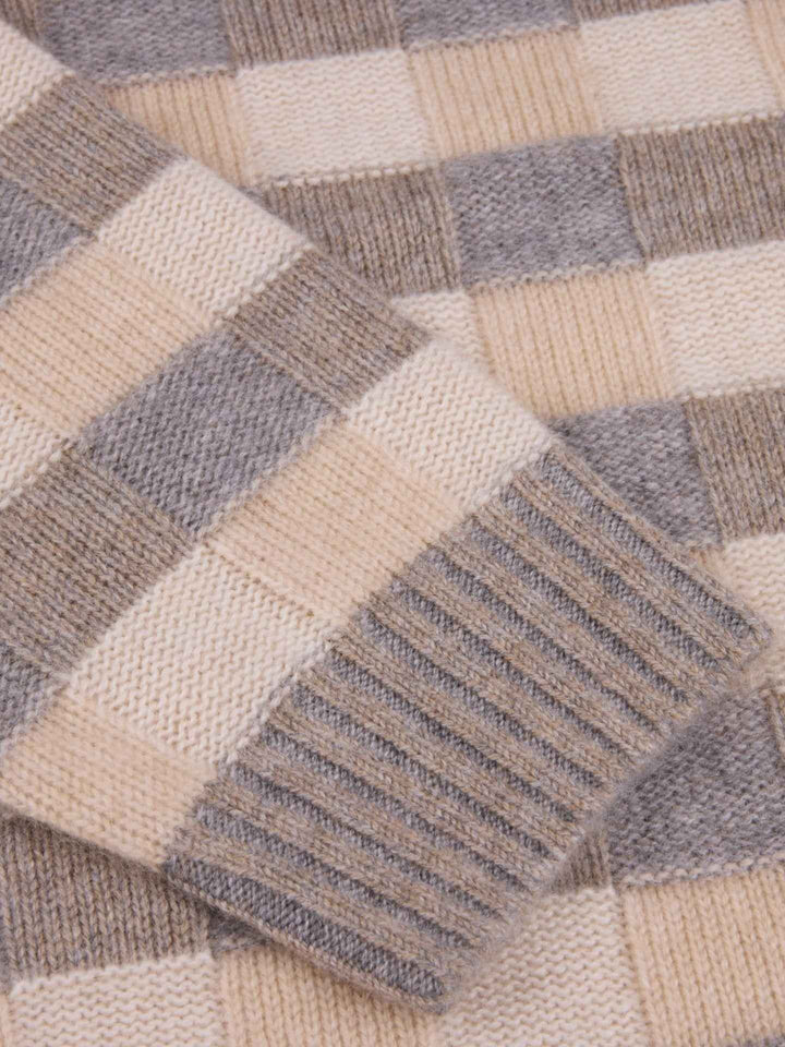 Rutmönstrad Cashmere Tröja