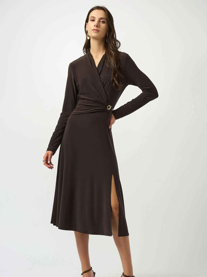 Silkeslen Omlottklänning