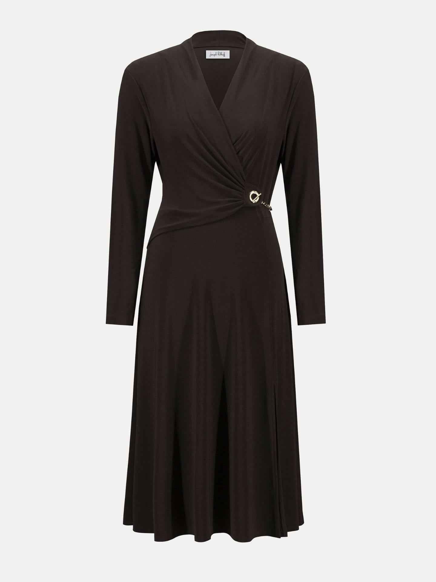 Silkeslen Omlottklänning