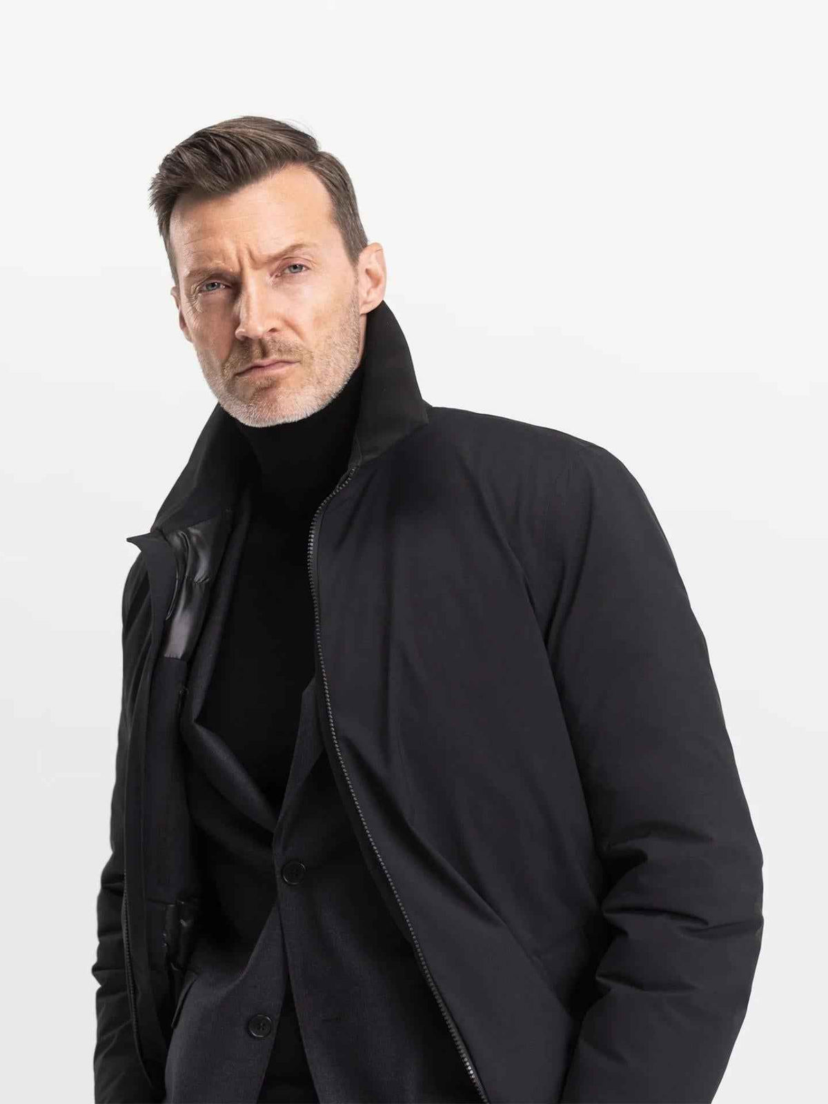Svart Quantum Coat