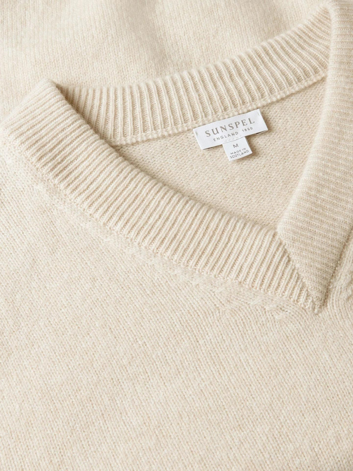 Taupe V-hals Lammullströja - Sunspel
